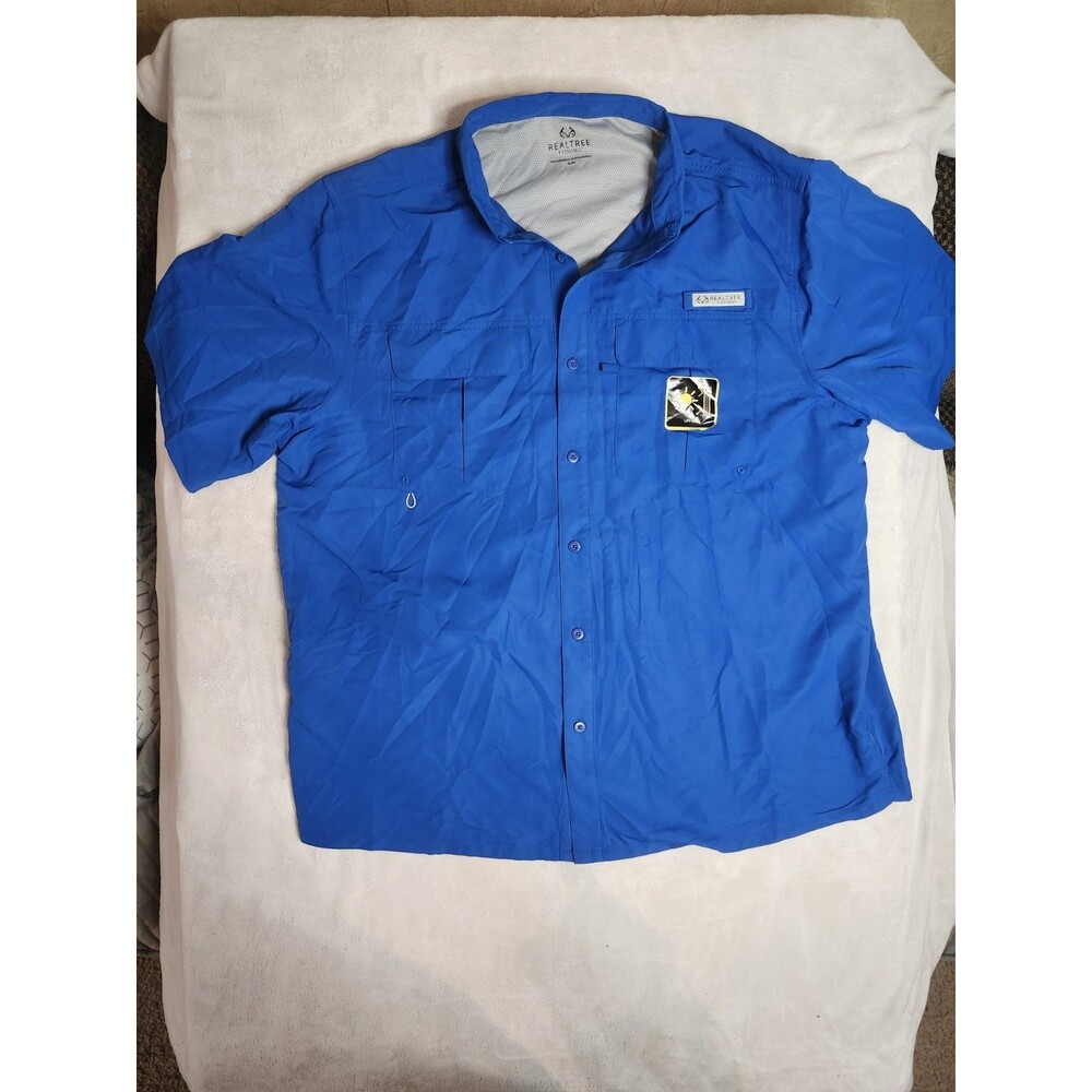 Realtree Fishing short-sleeve performance button-down shirt